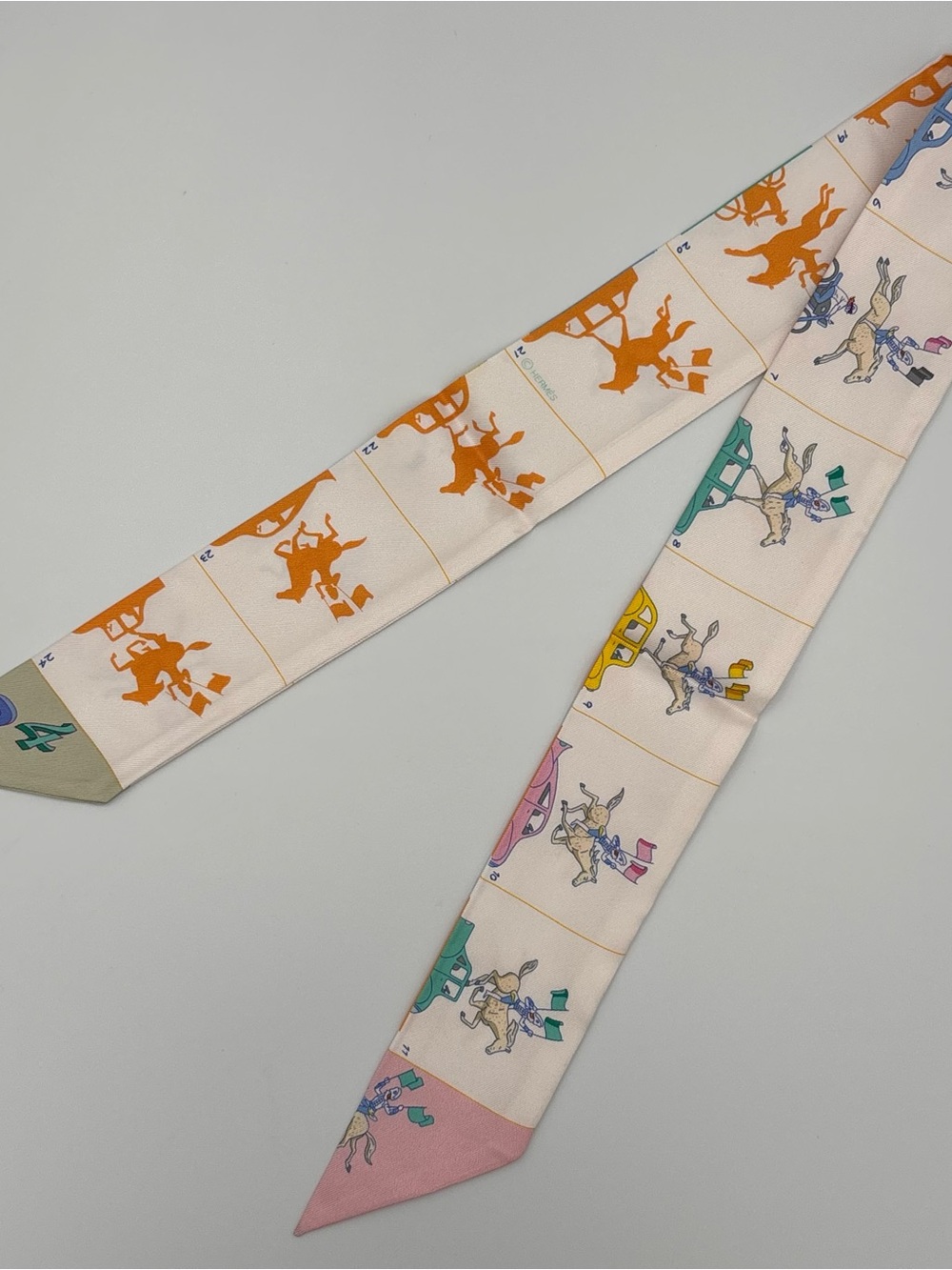 Hermes Parade Twilly Rose Pale Ivory Silk Scarf Horse Rider Ribbon FBG - Picture 2 of 6